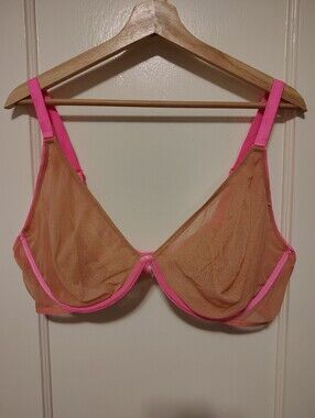 Parade, unlined bra beige with pink piping, US 42G